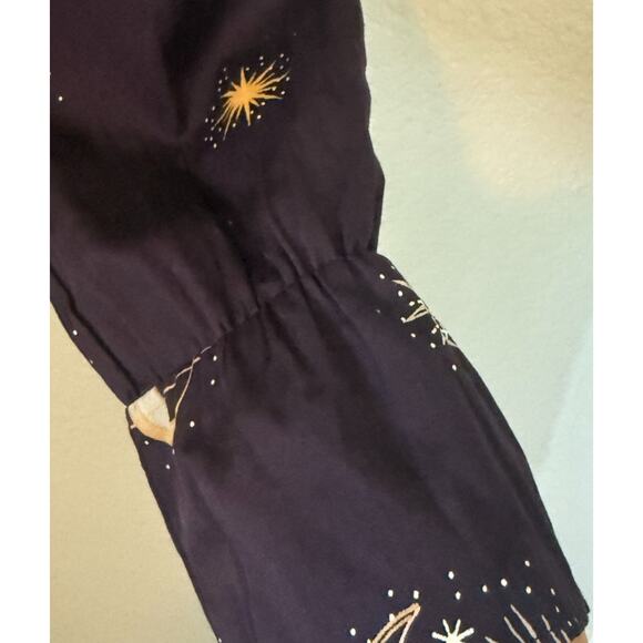 H&M Celestial Print Ruffle Blouse Long Sleeve High Neck Black Gold US 2 NWT - Picture 5 of 9